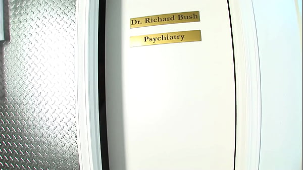 Blonde beauty girl fuck by her doctor