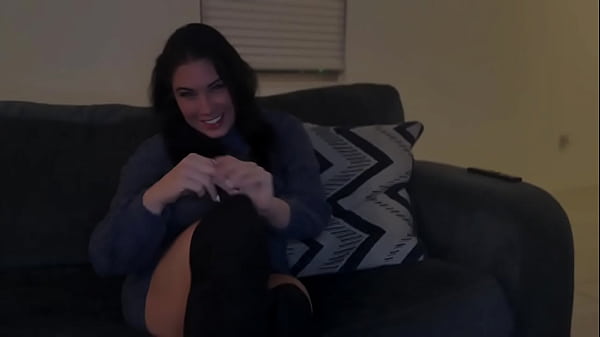 Ivy Mae Tries therapy for her sex additon and ends up fucking her therapist