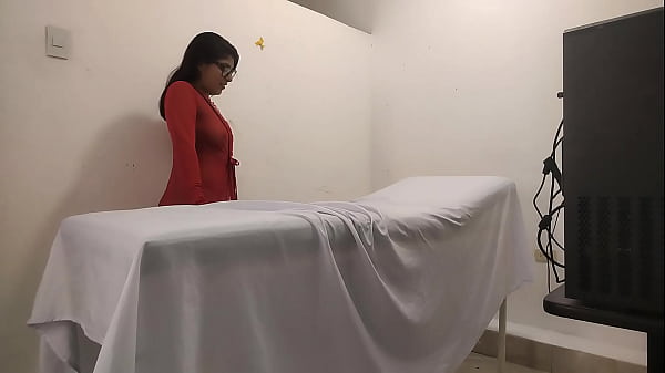 CHANGE OF PLANS!! DOCTOR WAS GOING TO GIVE MASSAGE TO FEMALE PATIENT, BUT THE PATIENT TURNED OUT TO BE A WHORE AND QUICKLY SET HIM UP